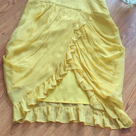 BCBG midi canary yellow dress 100% silk - Picture 2 of 8